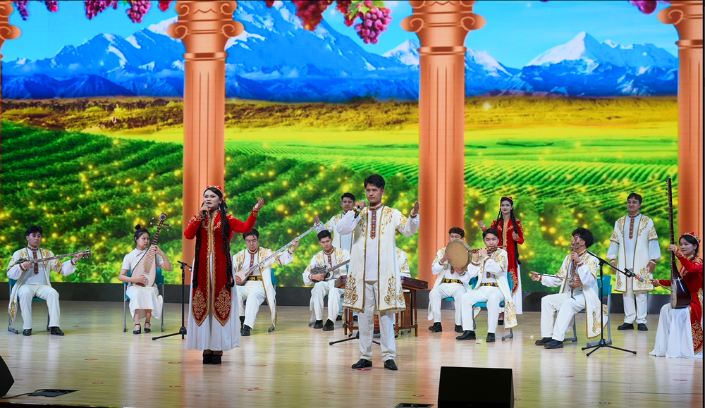 《且比亚特木卡姆》