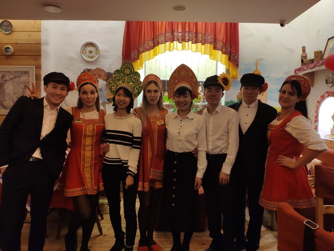 20191028-校区学生赴莫斯科参加普希金艺术节闭幕式 (3)