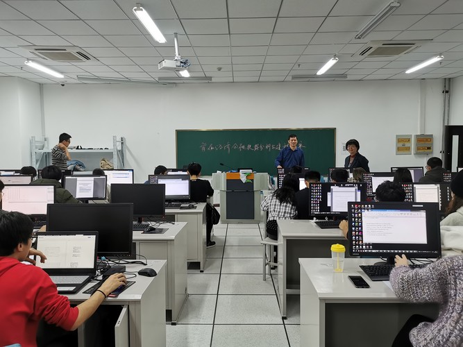 文理学院成功举办首届经济金融数据分析与建模大赛 (2)