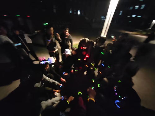 环湖夜跑1