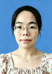 晁会霞证件照